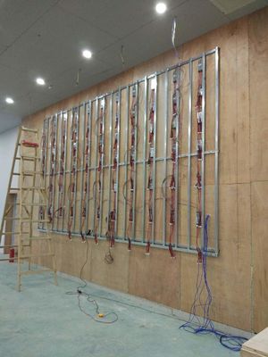 O ímã instala a elevação da tela de exposição 1920Hz da parede do diodo emissor de luz refresca e fábrica de grande resistência de Shenzhen
