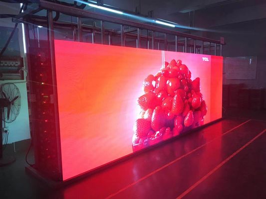 Fábrica video interna ajustável do serviço 400mm*300mm Shenzhen do ímã da tela do diodo emissor de luz P1.923 da intensidade luminosa